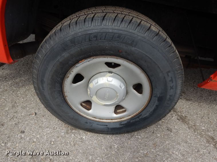 image for item DM3193 2008 Ford F250 Super Duty XL  Crew Cab pickup truck