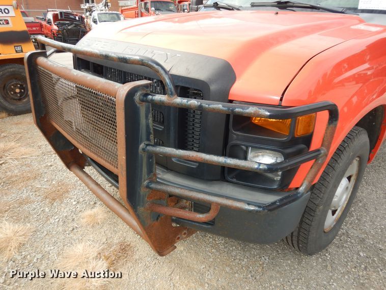 image for item DM3194 2009 Ford F250 Super Duty XL  pickup truck