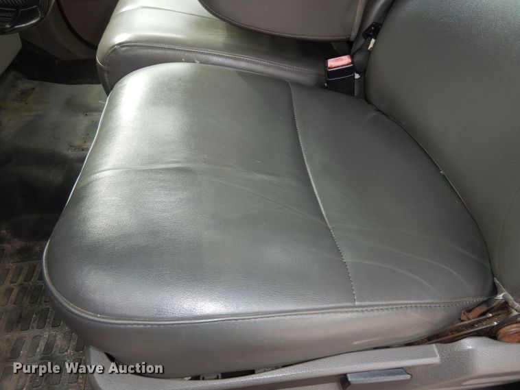 image for item DM3194 2009 Ford F250 Super Duty XL  pickup truck