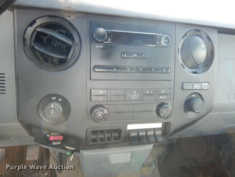 image for item DM3196 2011 Ford F250 Super Duty XL  pickup truck