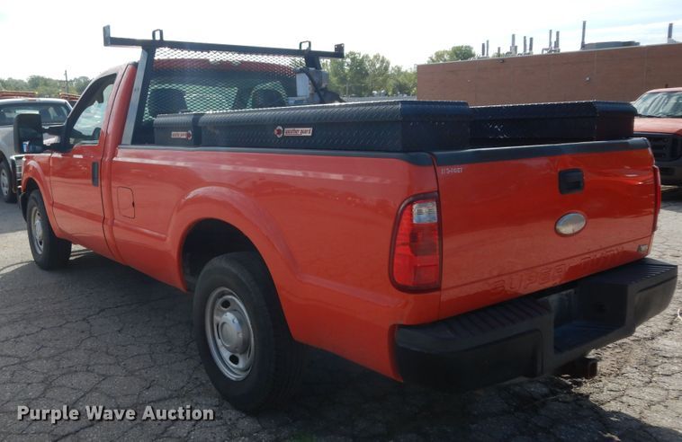 image for item DM3197 2011 Ford F250 Super Duty XL  pickup truck