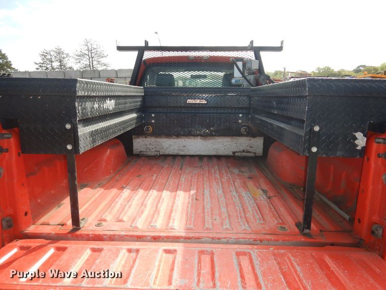 image for item DM3197 2011 Ford F250 Super Duty XL  pickup truck