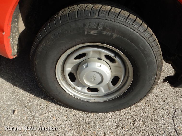 image for item DM3197 2011 Ford F250 Super Duty XL  pickup truck