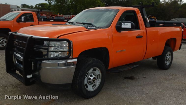 image for item DM3199 2012 Chevrolet Silverado 2500HD  pickup truck