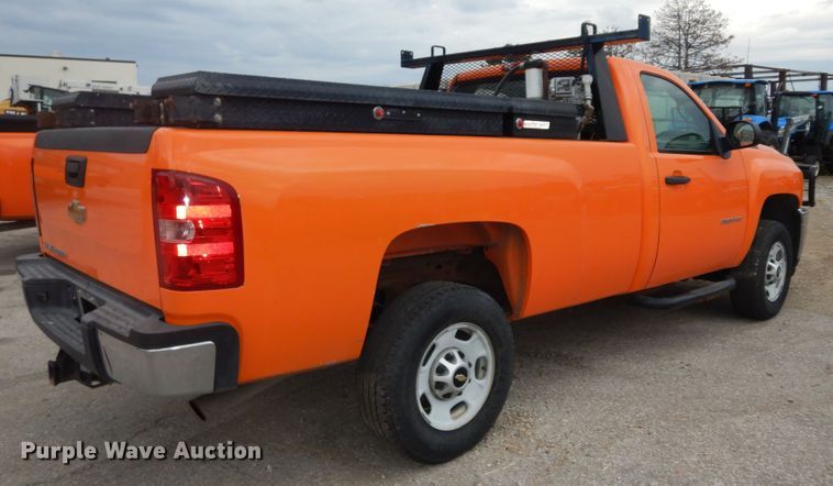 image for item DM3199 2012 Chevrolet Silverado 2500HD  pickup truck