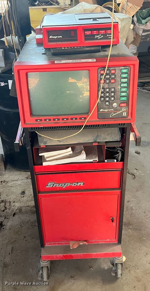 image for item IX9508 1994 Snap-on MT3000A  oscilloscope