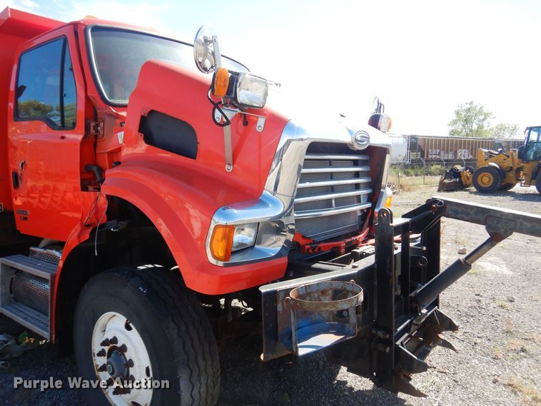 image for item JA9713 2009 Sterling LT7501  dump truck