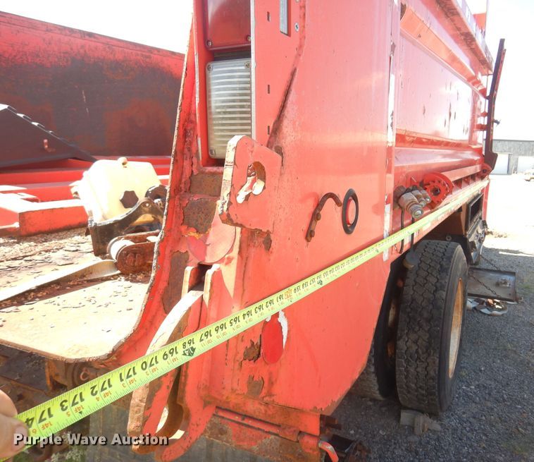 image for item JA9713 2009 Sterling LT7501  dump truck