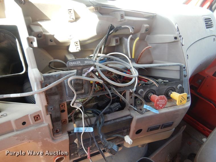 image for item JA9713 2009 Sterling LT7501  dump truck