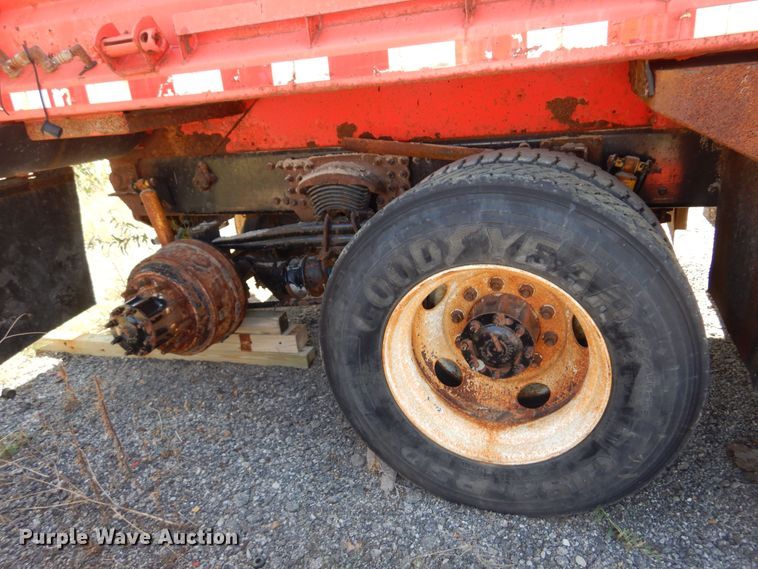 image for item JA9713 2009 Sterling LT7501  dump truck