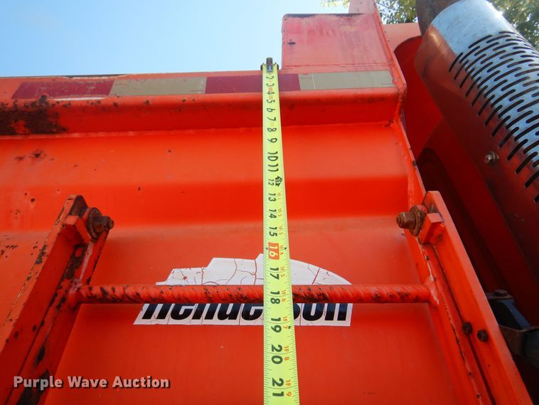 image for item JA9715 2005 International 7400  dump truck