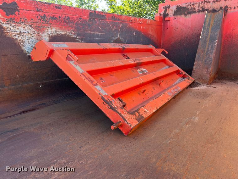 image for item JA9715 2005 International 7400  dump truck