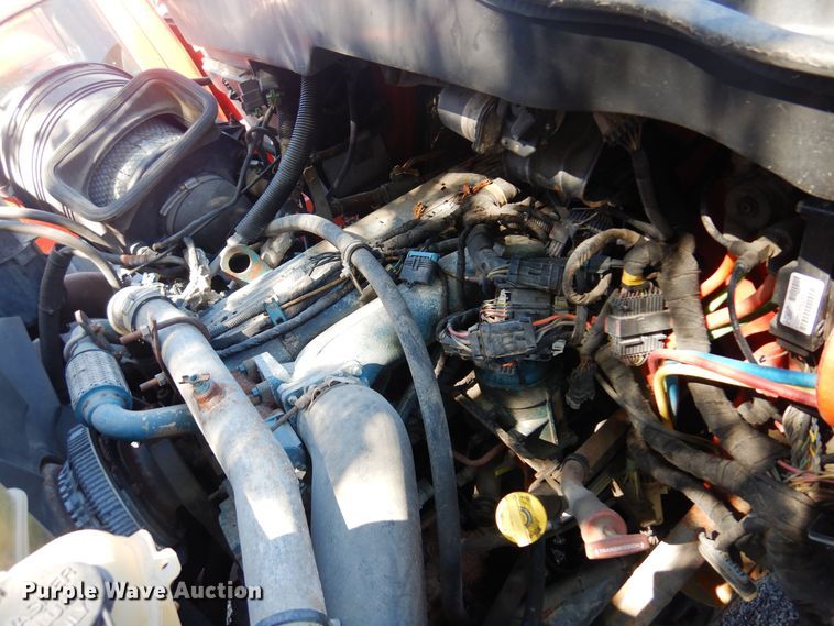 image for item JA9715 2005 International 7400  dump truck