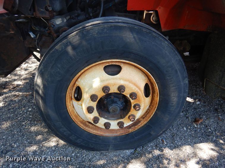 image for item JA9715 2005 International 7400  dump truck