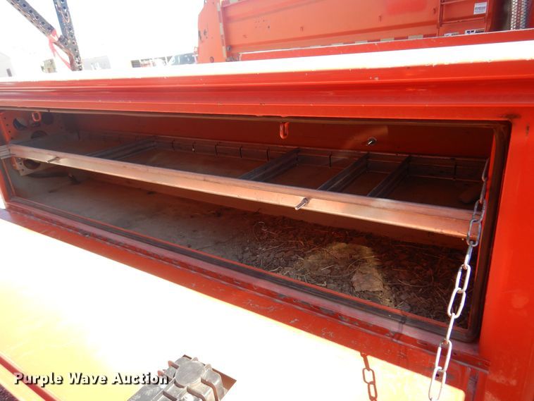 image for item JA9716 2009 Ford F250 Super Duty  utility bed pickup truck