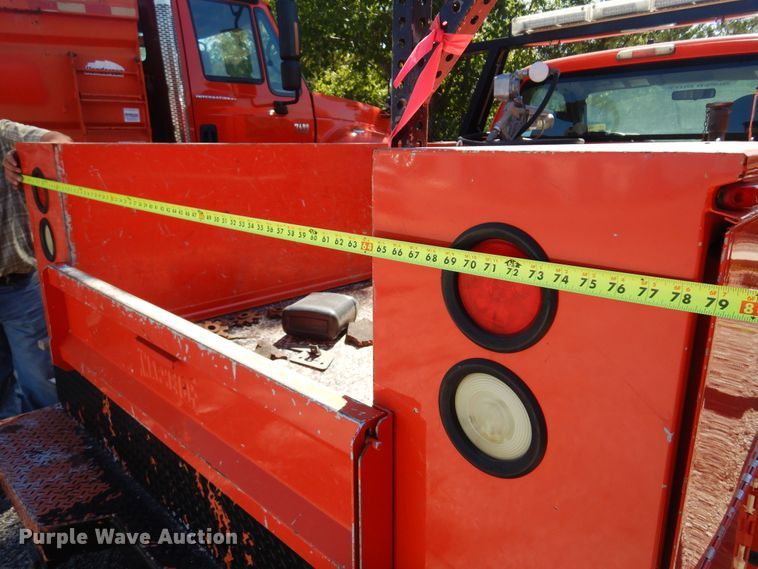 image for item JA9716 2009 Ford F250 Super Duty  utility bed pickup truck