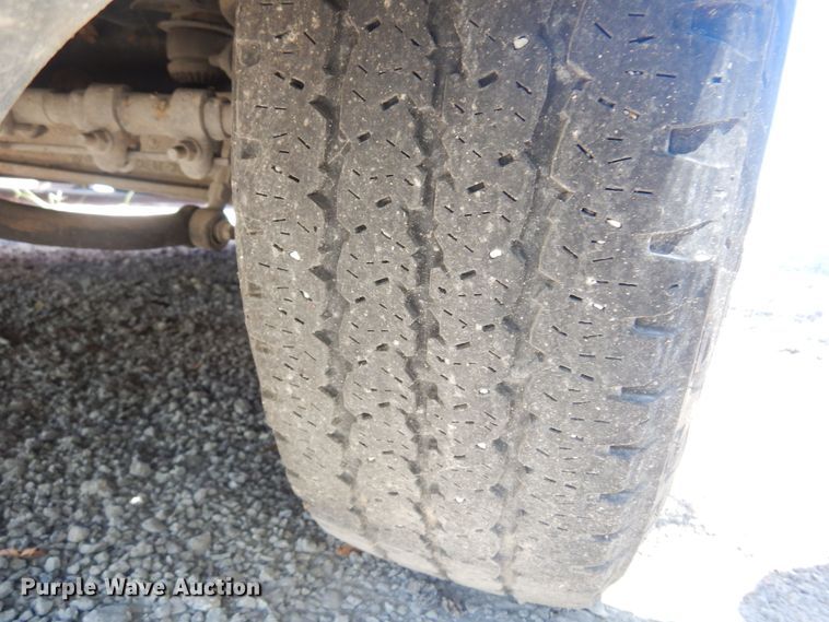 image for item JA9716 2009 Ford F250 Super Duty  utility bed pickup truck