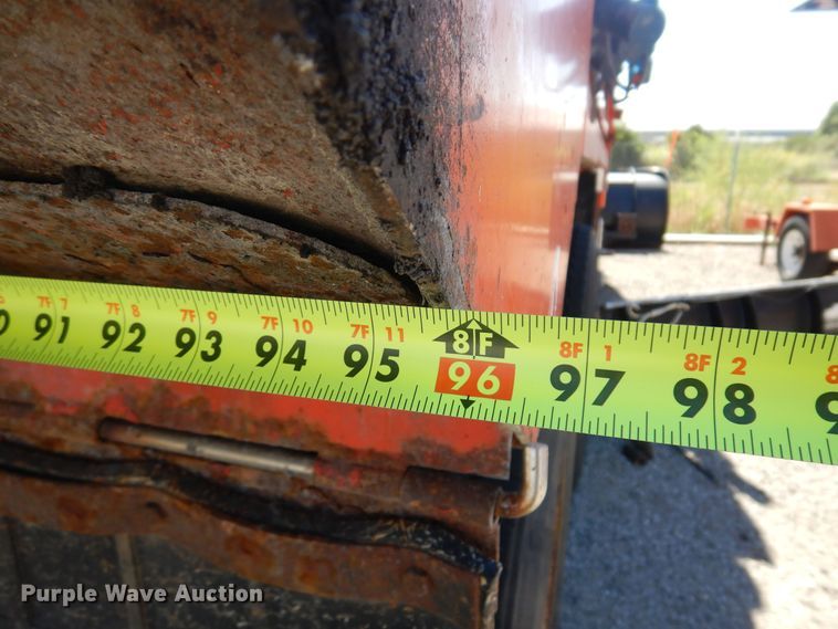 image for item JA9717 2005 International 7400  dump truck