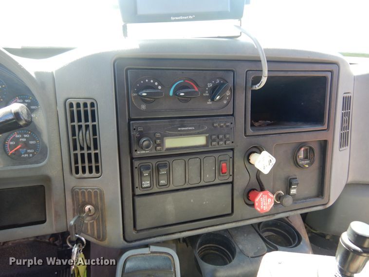 image for item JA9717 2005 International 7400  dump truck