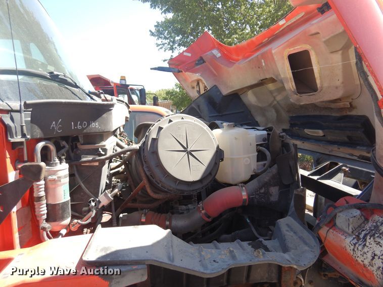 image for item JA9717 2005 International 7400  dump truck