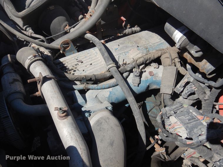 image for item JA9717 2005 International 7400  dump truck