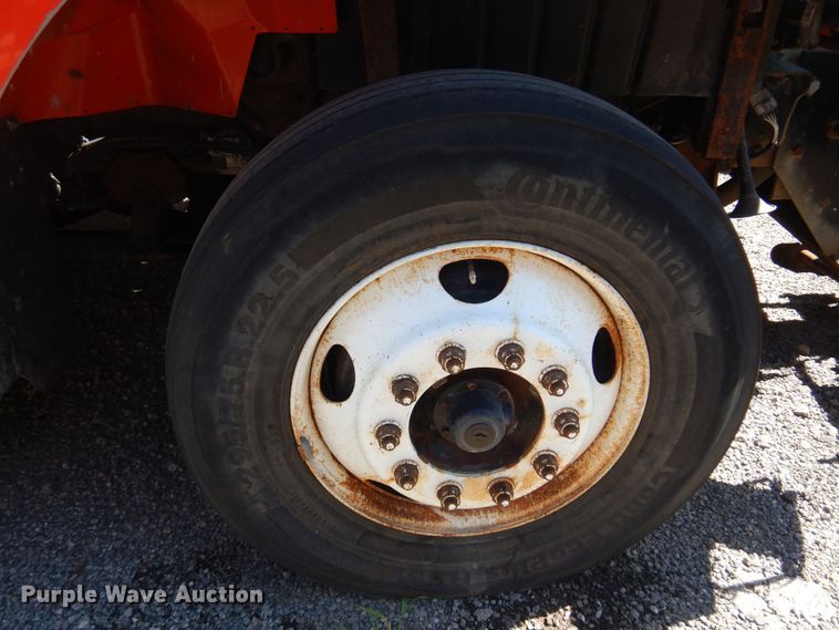 image for item JA9717 2005 International 7400  dump truck