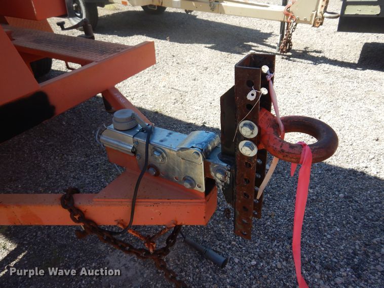 image for item JA9718 2004 Ver-Mac PCMS1210  message board trailer