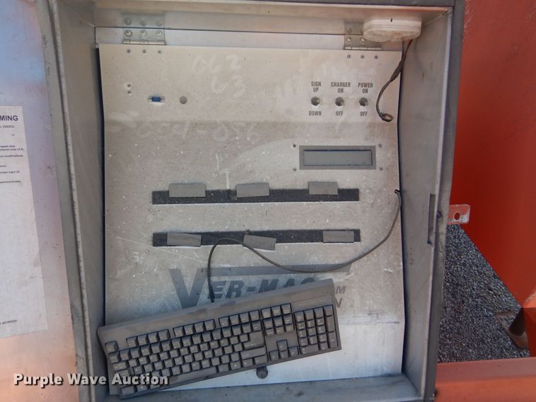 image for item JA9718 2004 Ver-Mac PCMS1210  message board trailer