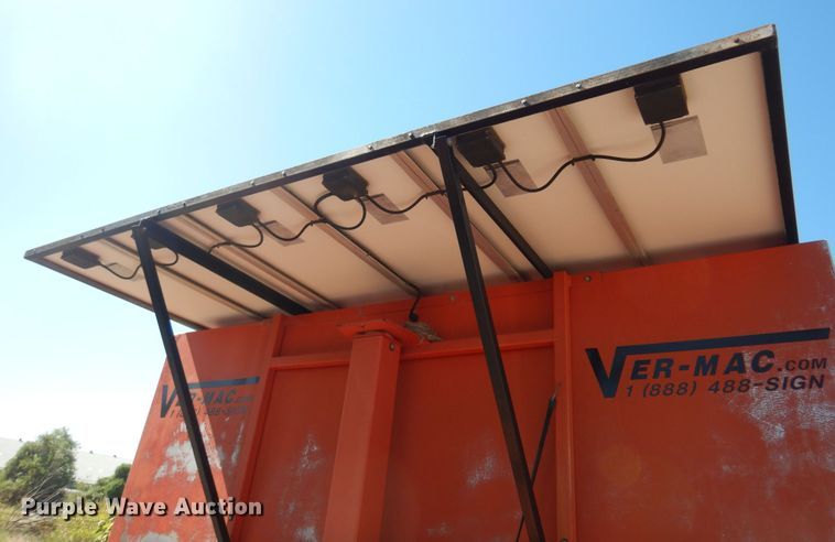 image for item JA9718 2004 Ver-Mac PCMS1210  message board trailer