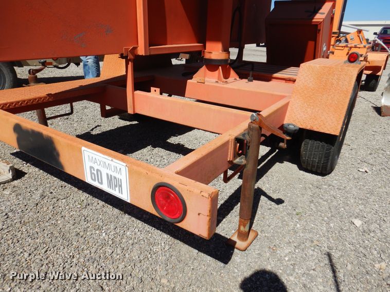 image for item JA9718 2004 Ver-Mac PCMS1210  message board trailer