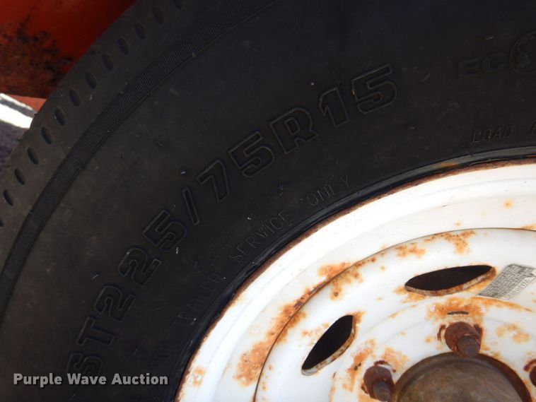 image for item JA9718 2004 Ver-Mac PCMS1210  message board trailer