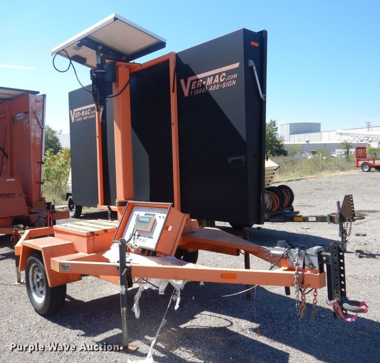 image for item JA9719 2007 Ver-Mac PCMS1210  message board trailer