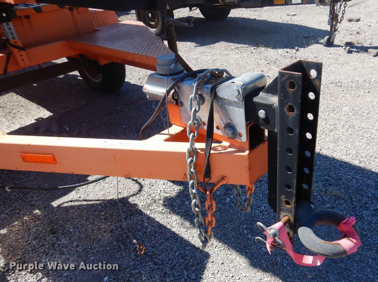 image for item JA9719 2007 Ver-Mac PCMS1210  message board trailer