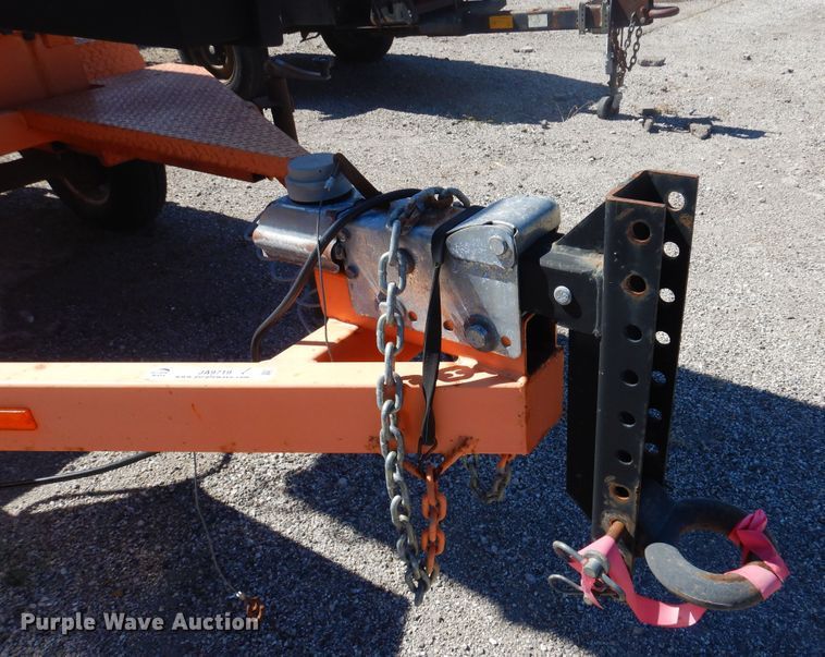 image for item JA9719 2007 Ver-Mac PCMS1210  message board trailer