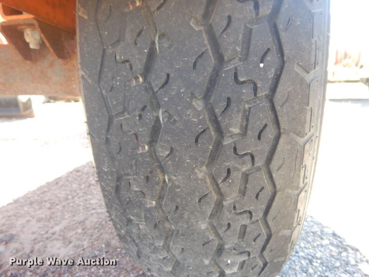 image for item JA9719 2007 Ver-Mac PCMS1210  message board trailer