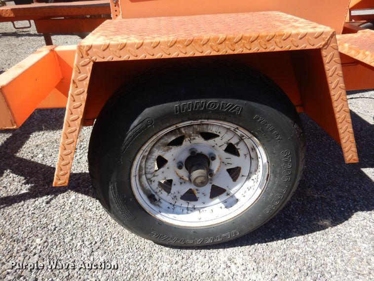 image for item JA9719 2007 Ver-Mac PCMS1210  message board trailer