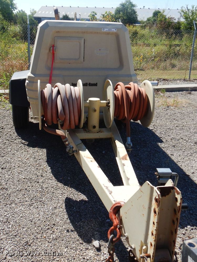image for item JA9720 2007 Ingersoll Rand P185WJD  air compressor