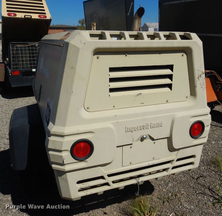 image for item JA9720 2007 Ingersoll Rand P185WJD  air compressor
