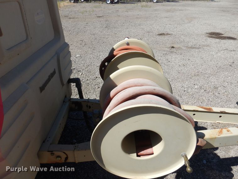 image for item JA9720 2007 Ingersoll Rand P185WJD  air compressor