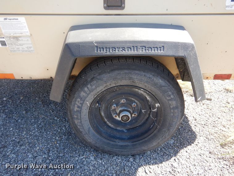 image for item JA9720 2007 Ingersoll Rand P185WJD  air compressor