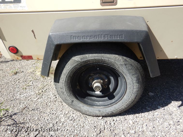 image for item JA9720 2007 Ingersoll Rand P185WJD  air compressor