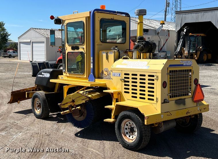 image for item JA9722 2007 Superior DT80CT  broom