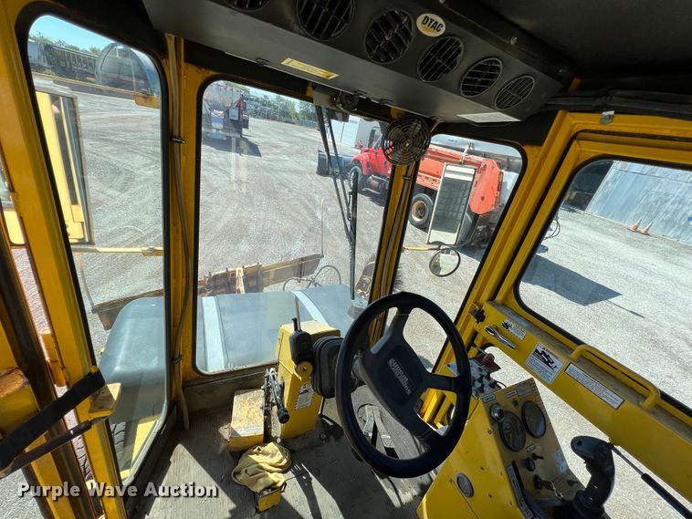 image for item JA9722 2007 Superior DT80CT  broom