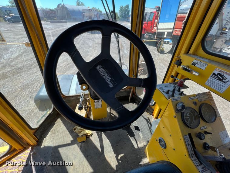 image for item JA9722 2007 Superior DT80CT  broom