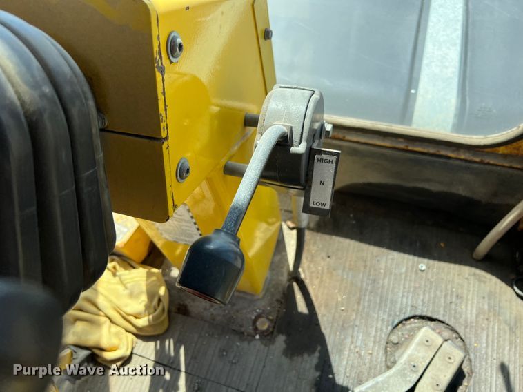 image for item JA9722 2007 Superior DT80CT  broom