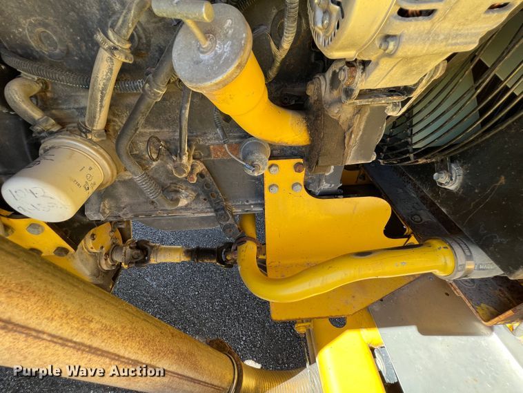 image for item JA9722 2007 Superior DT80CT  broom