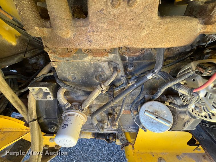 image for item JA9722 2007 Superior DT80CT  broom