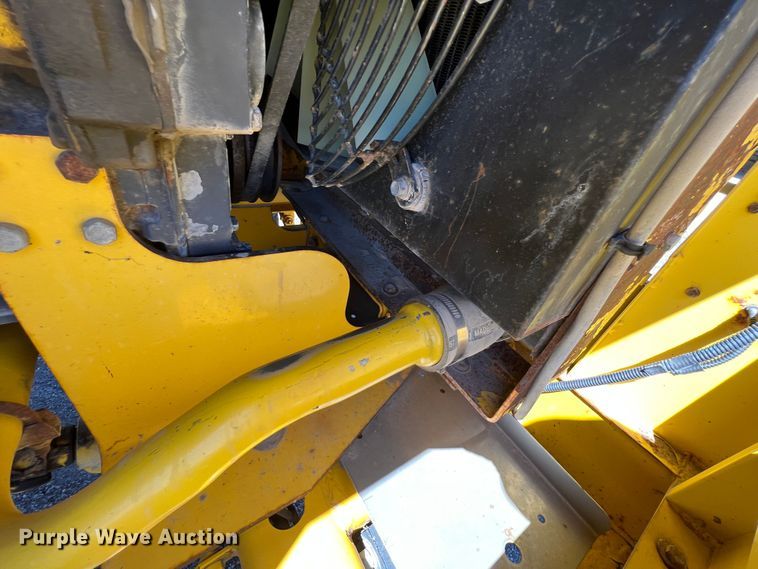 image for item JA9722 2007 Superior DT80CT  broom