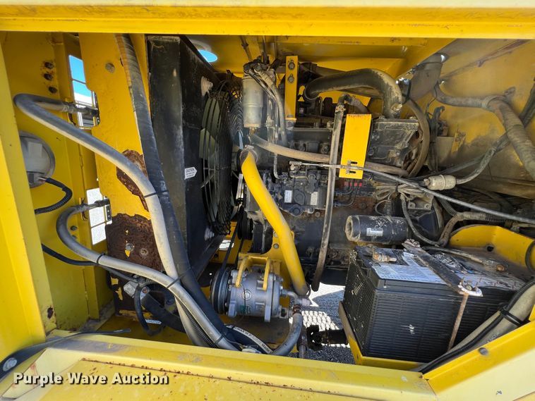 image for item JA9722 2007 Superior DT80CT  broom