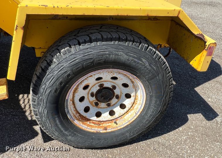 image for item JA9722 2007 Superior DT80CT  broom